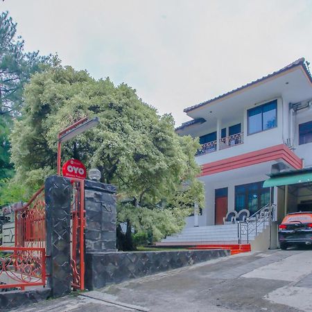 Oyo Life 90091 Wisma Pakuan Syariah Богор Экстерьер фото