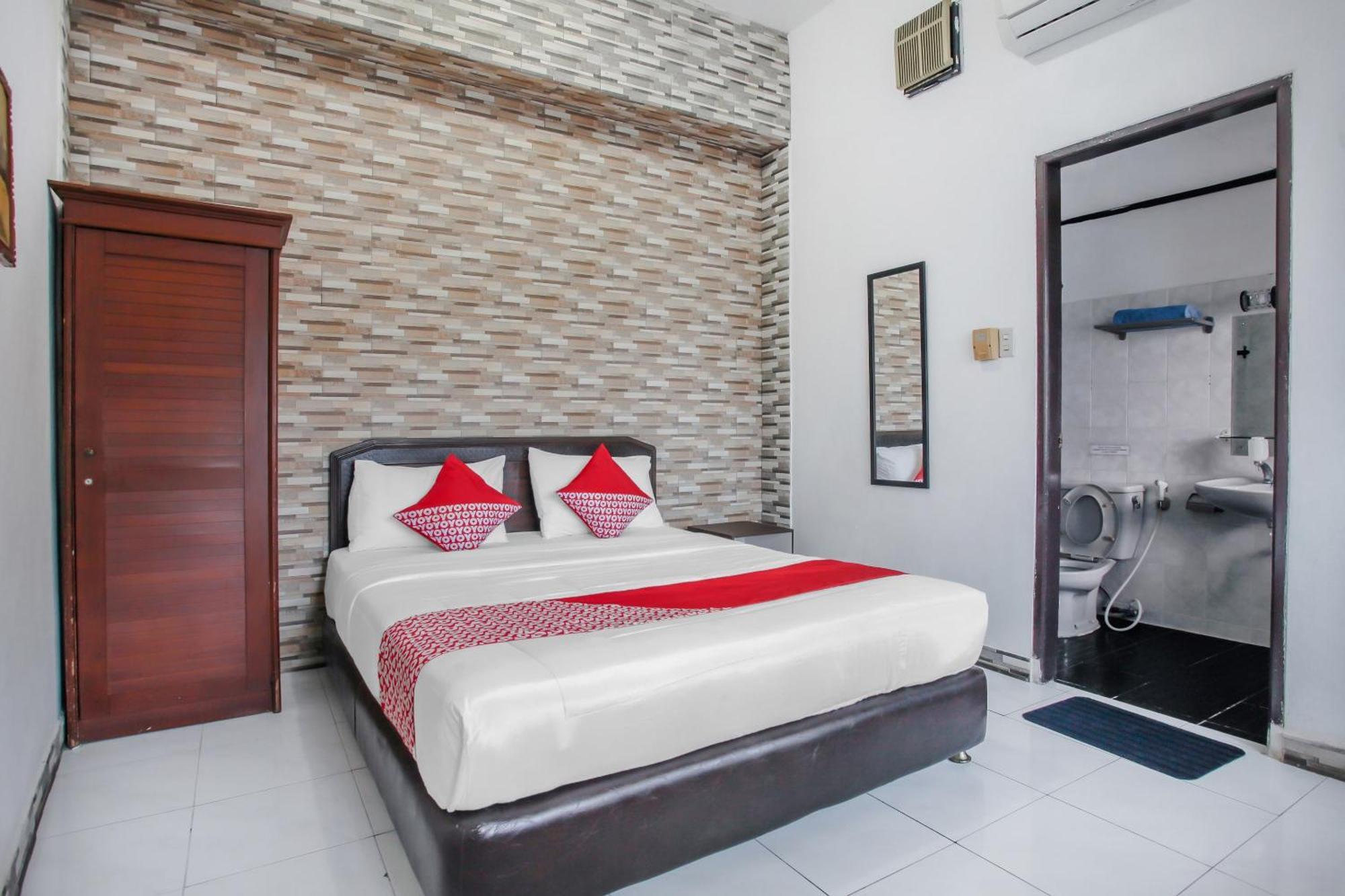 Oyo Life 90091 Wisma Pakuan Syariah Богор Экстерьер фото
